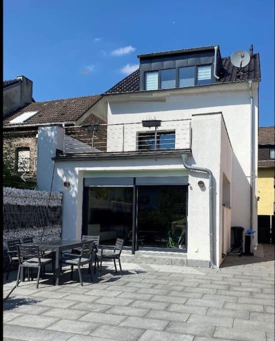 Villa Mit Pool Siegburg Eksteriør bilde